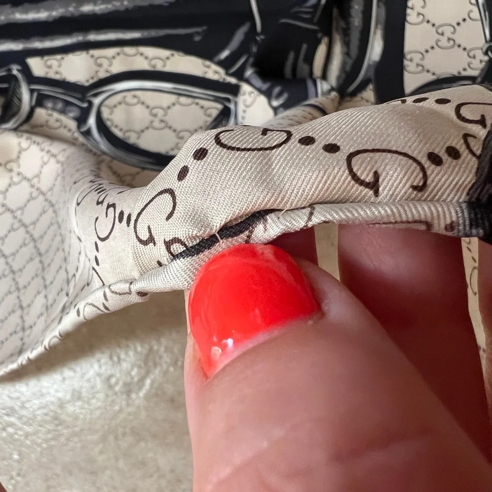 Gucci Printed Silk Twill Carré featuring a black and beige